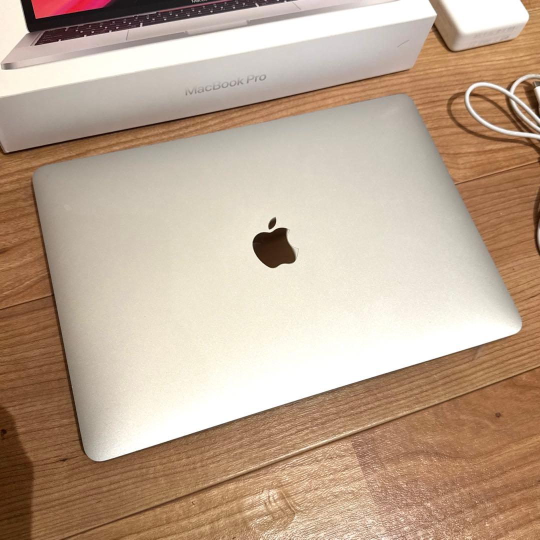 MacBook本体 MacBook Pro 13(M1, 2020) 16GB / 512GB