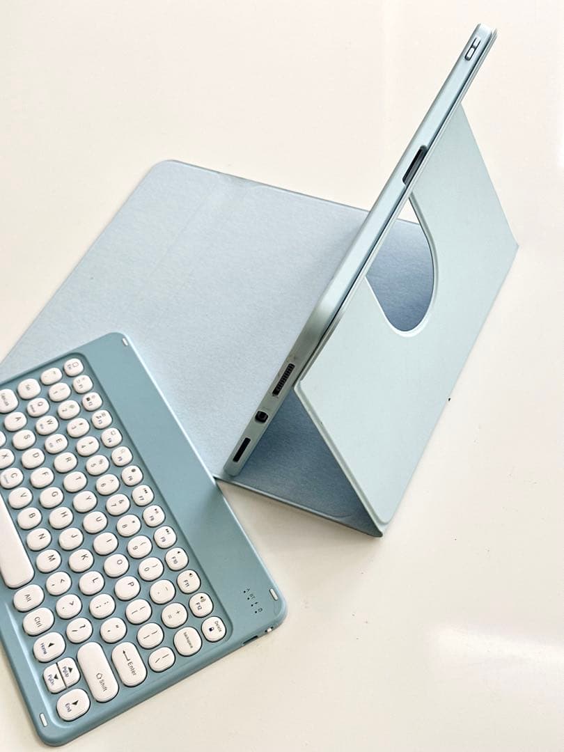 iPad Air 10.9 256GB 2022 第5世代 カバー新品フィルム付