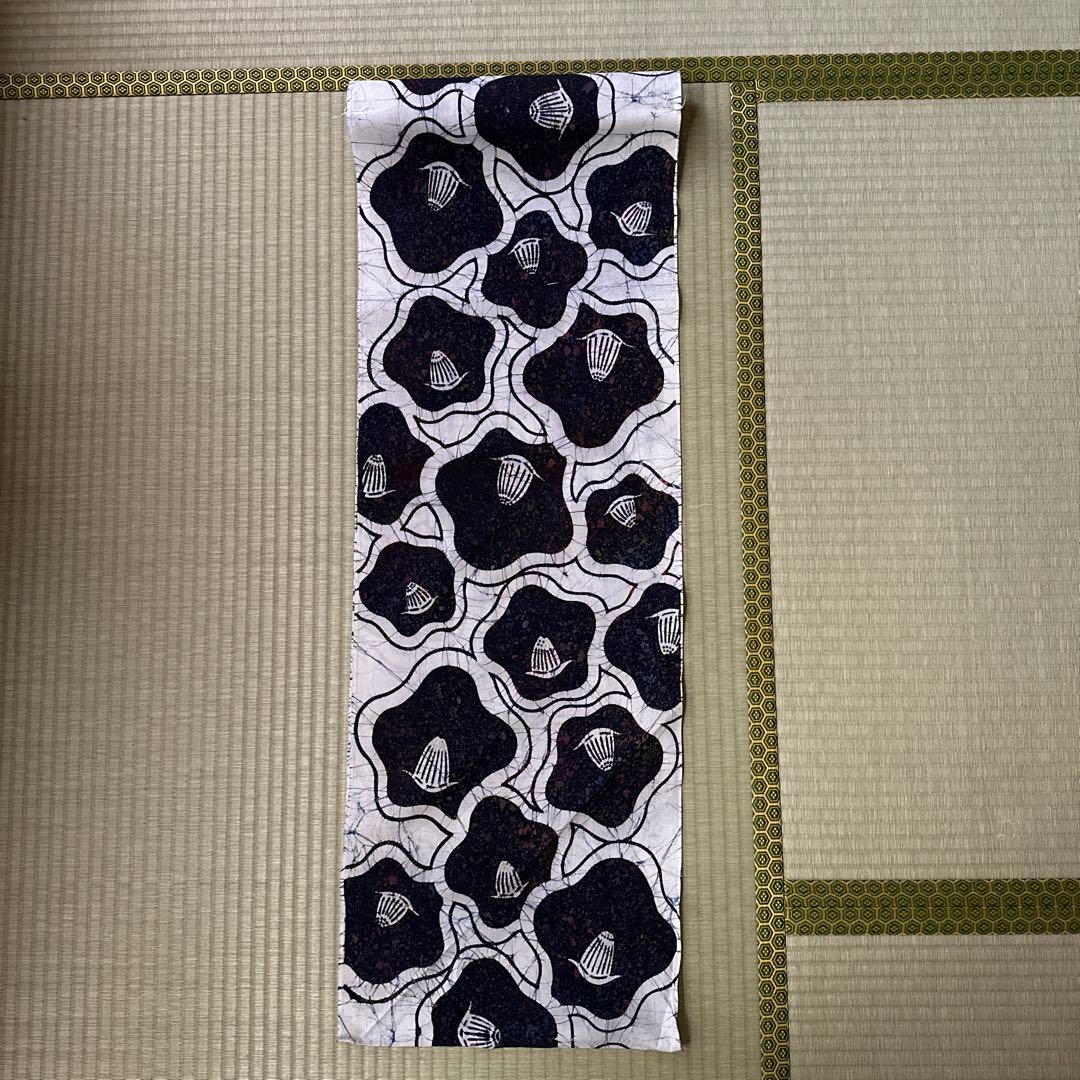 ❶反物　浴衣地　三勝染 ろうけつ染❷竹　小珍染　白地　【未仕立て】