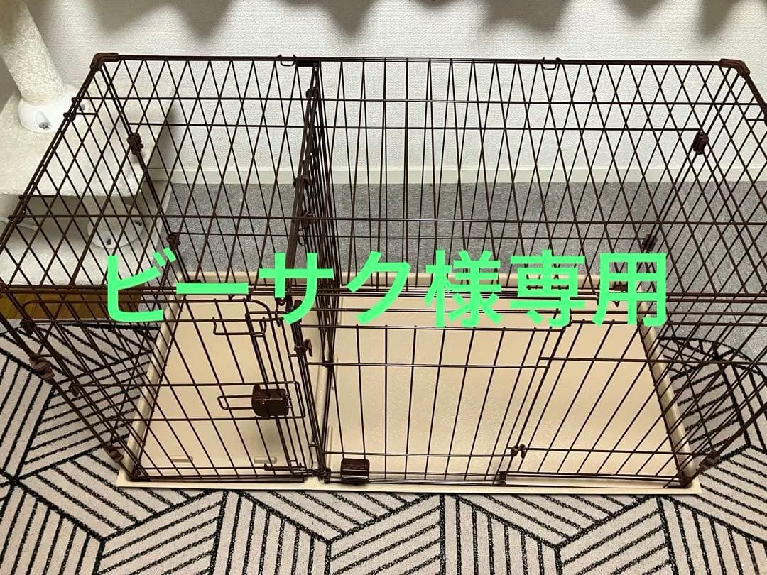 ブラウン 金属製キャットハウス 大きめ 2ドア