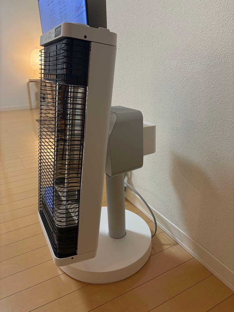 【美品】遠赤外線電気ヒーター セラムヒート 2021年製 CER11YS-W