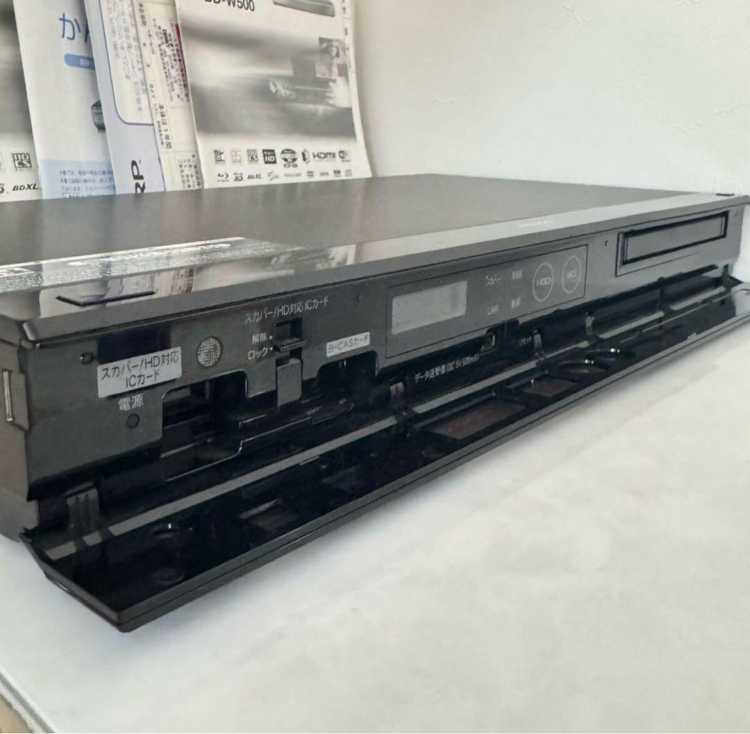 SHARP BD-W2000 Blu-rayレコーダー 新品B-CASカード