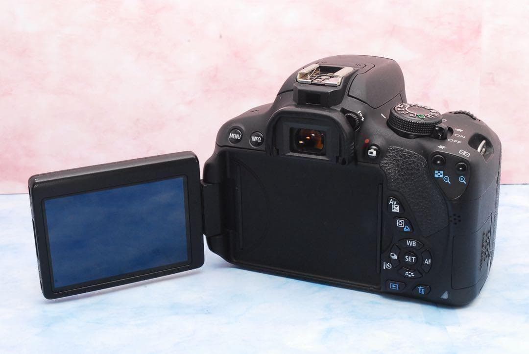 キャノン Kiss X7i▪️一眼レフカメラ▪️バッグ付♪▪️高性能STMレンズ