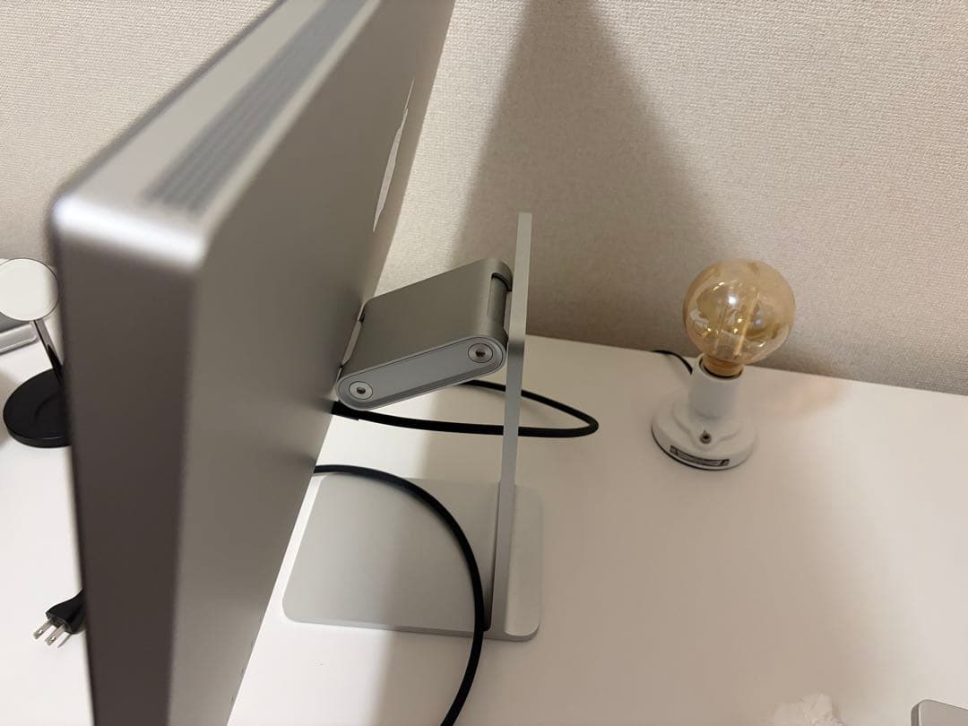 studio display nanotexture 傾きと高さを調整　ナノ