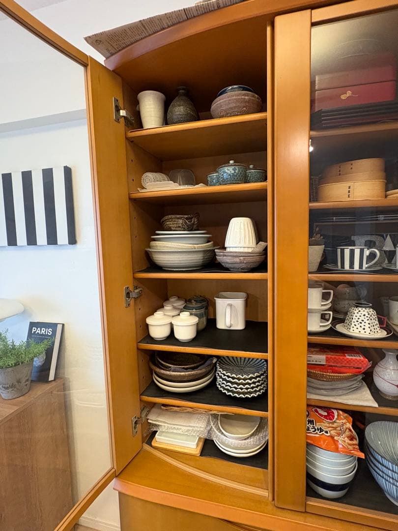 食器棚 ガラス扉 引出し 引き戸 ブラウン キッチンボード カップボード うつわ