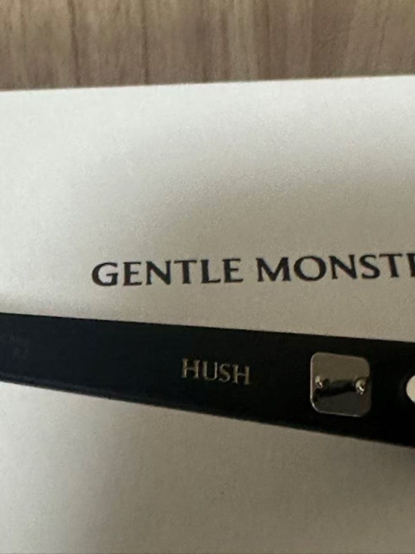 GENTLE MONSTER X JENNIE/サングラス/ HUSH