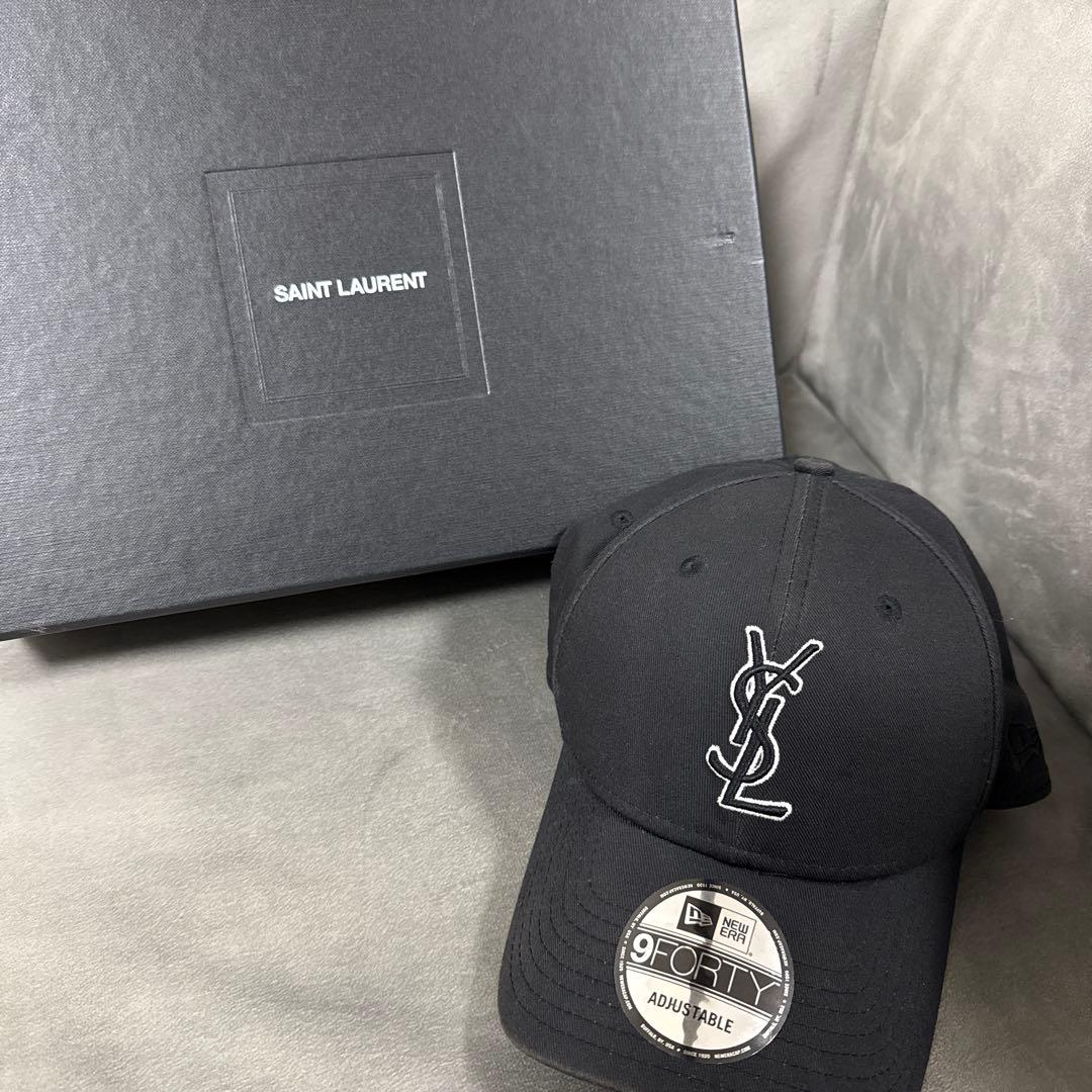 SAINT LAURENT × NEW ERAコラボキャップ9FORTYブラック