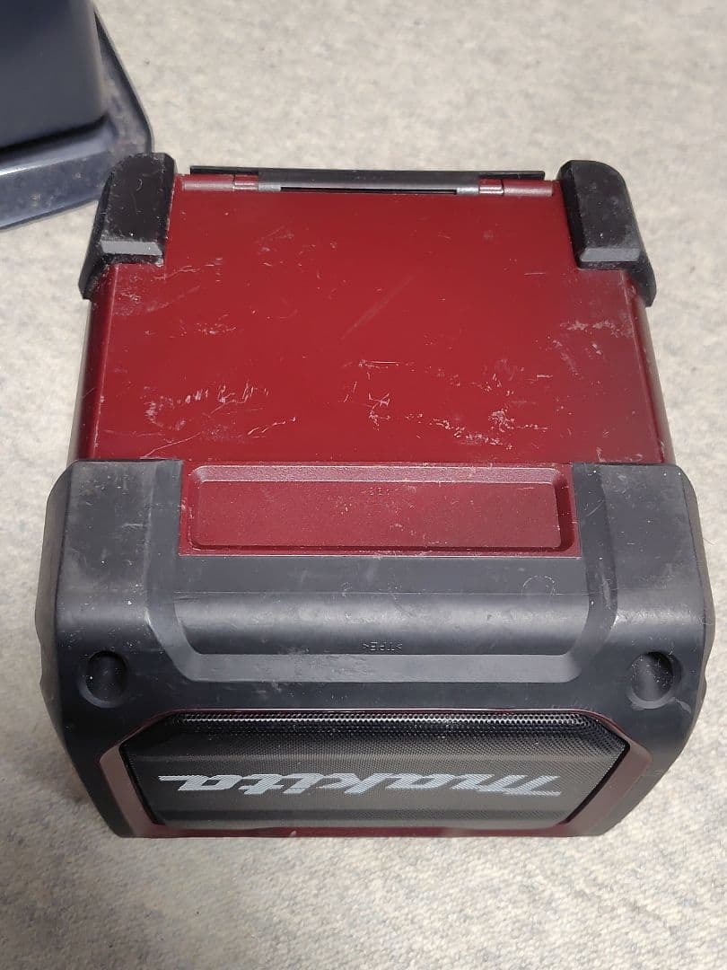 Makita　MR200 ブルートゥーススピーカー