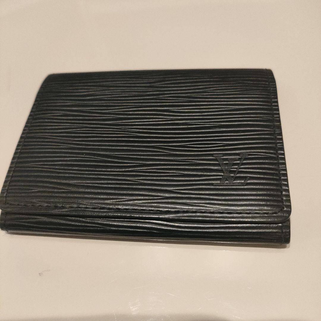 Louis Vuitton 黒 エピ 名刺入れ