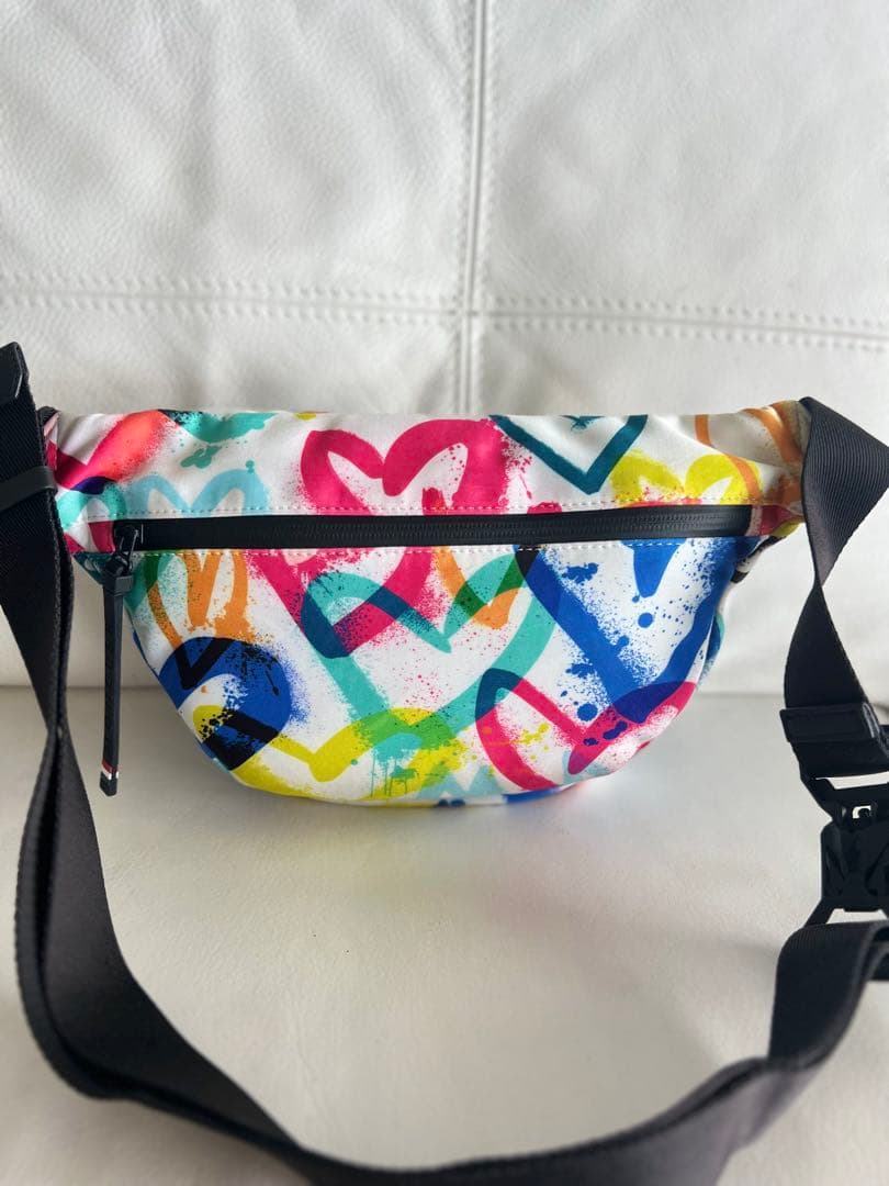 〈新品タグ付き〉MONCLER DURANCE BELT BAG ボディバッグ