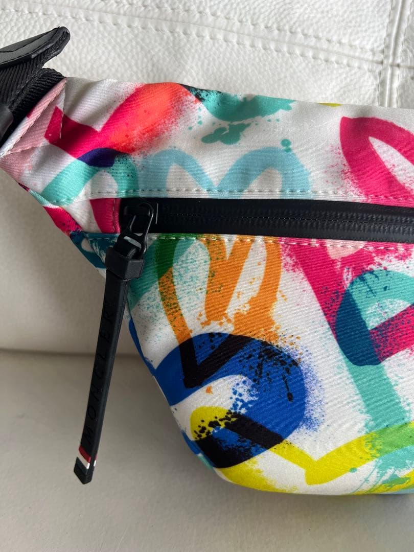 〈新品タグ付き〉MONCLER DURANCE BELT BAG ボディバッグ