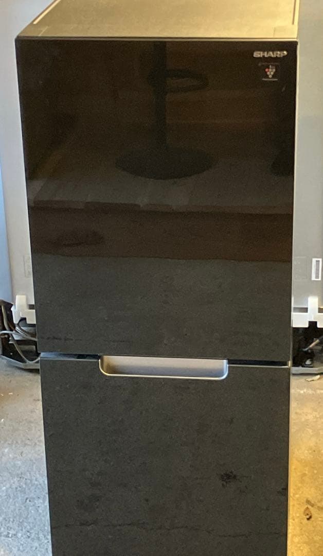 シャープ　2021年製　152L冷蔵庫　一人暮らし