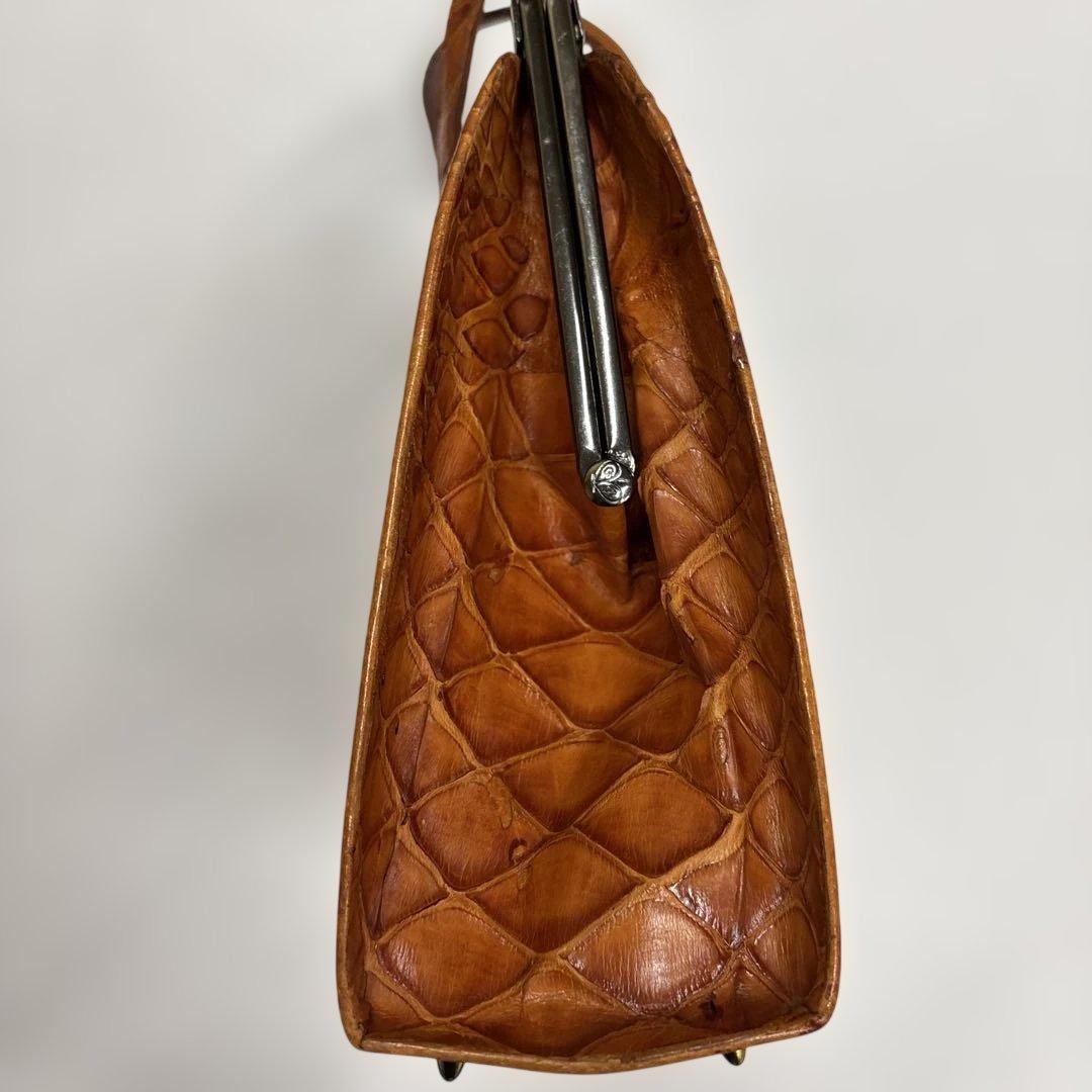 皮　革　バッグ