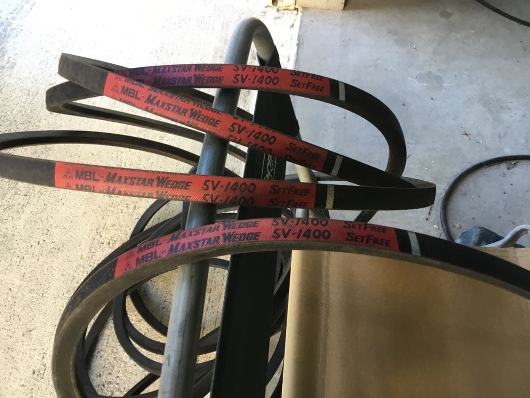 vベルト　5v−1400