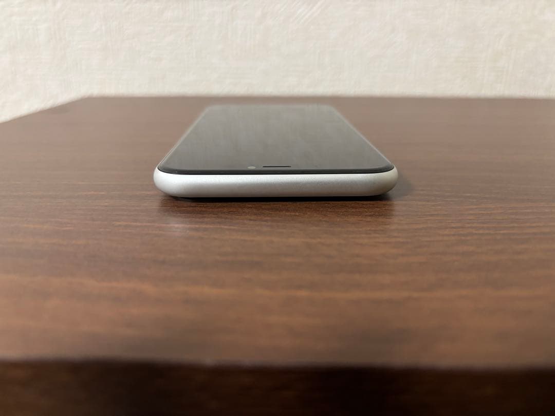 Apple iPhone XR ホワイト 128GB 本体のみ