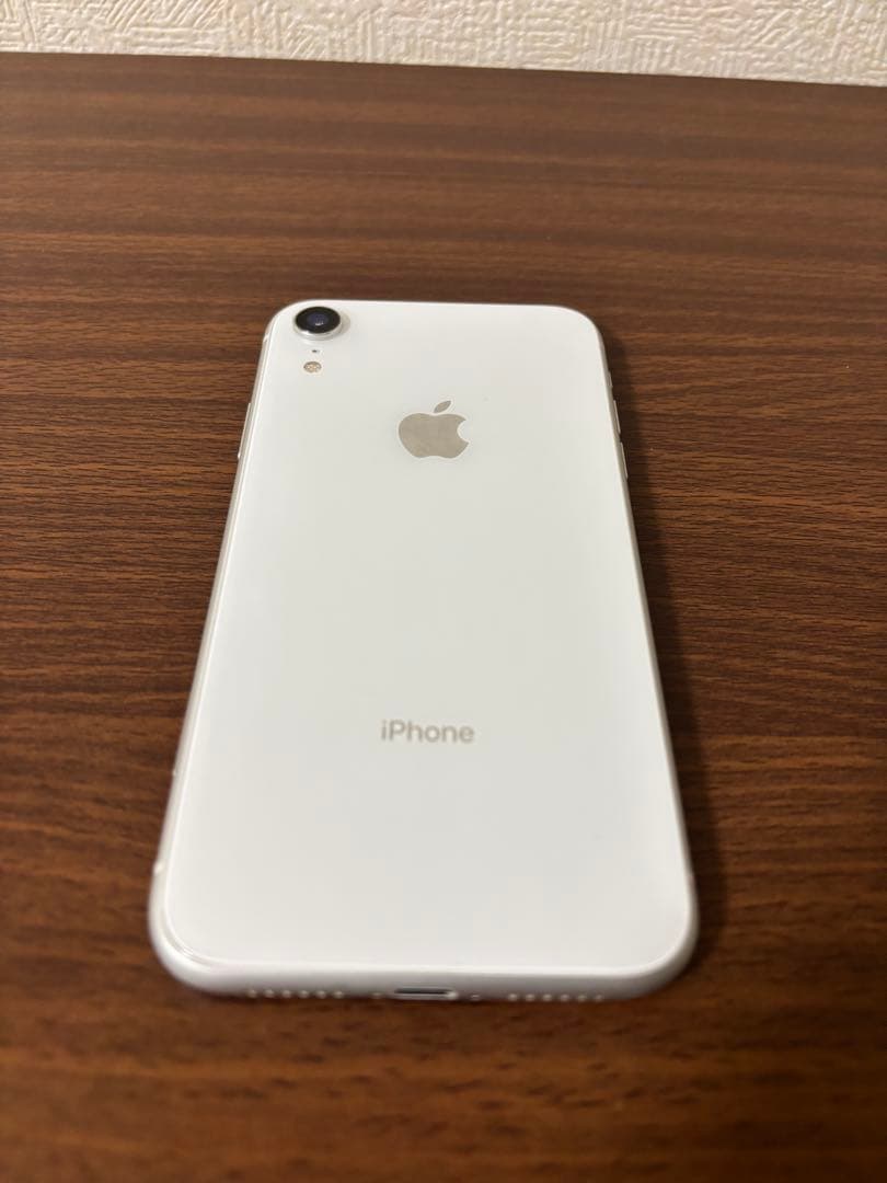 Apple iPhone XR ホワイト 128GB 本体のみ