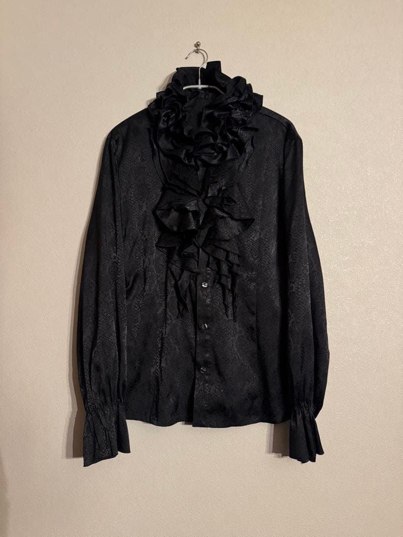 Moi-meme-Moitie パイソン総柄 フリルブラウス