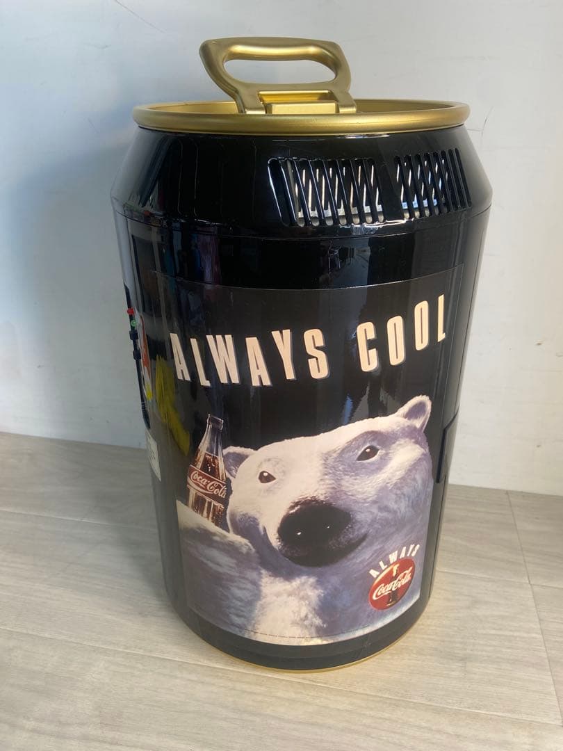 コカコーラ　小型　冷蔵庫　保温保冷　ブラック　缶型