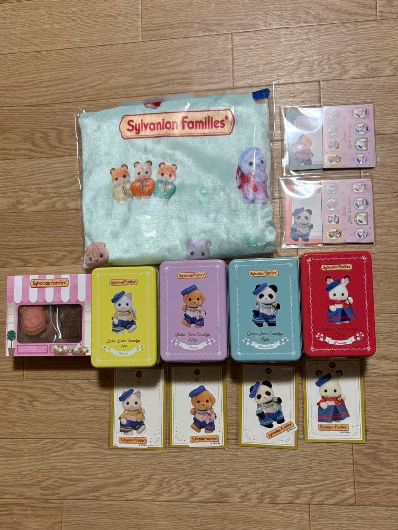 シルバニアファミリー　森の赤ちゃんコンシェルジュ　缶入りクッキー　店舗限定品