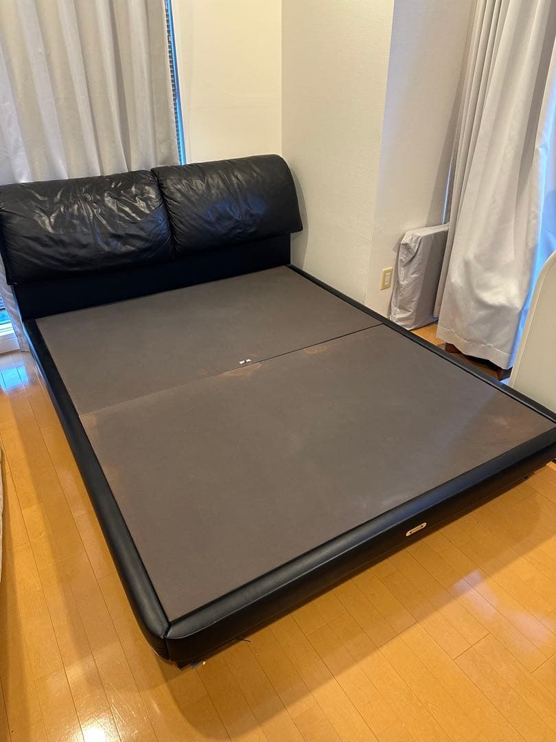 【送料無料】シモンズSimmonsクイーンベッドフレームブラックマットレスセット