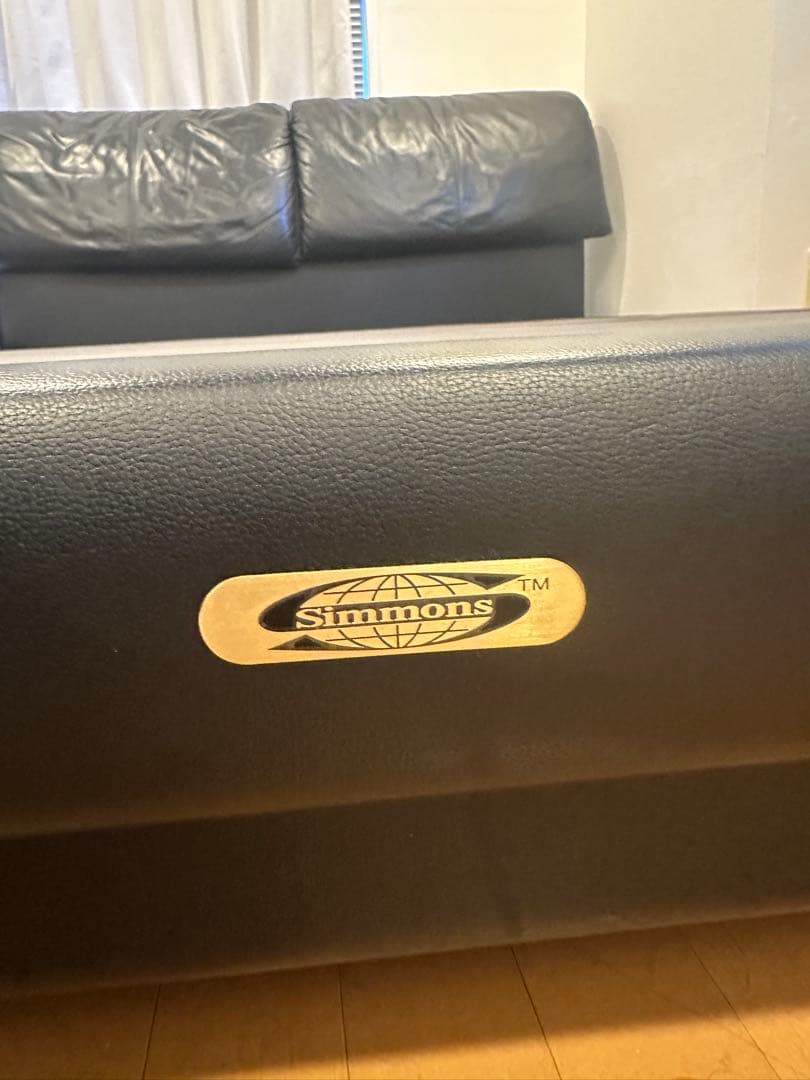 【送料無料】シモンズSimmonsクイーンベッドフレームブラックマットレスセット