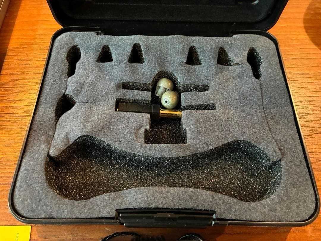 Etymotic Research イヤホン ER4