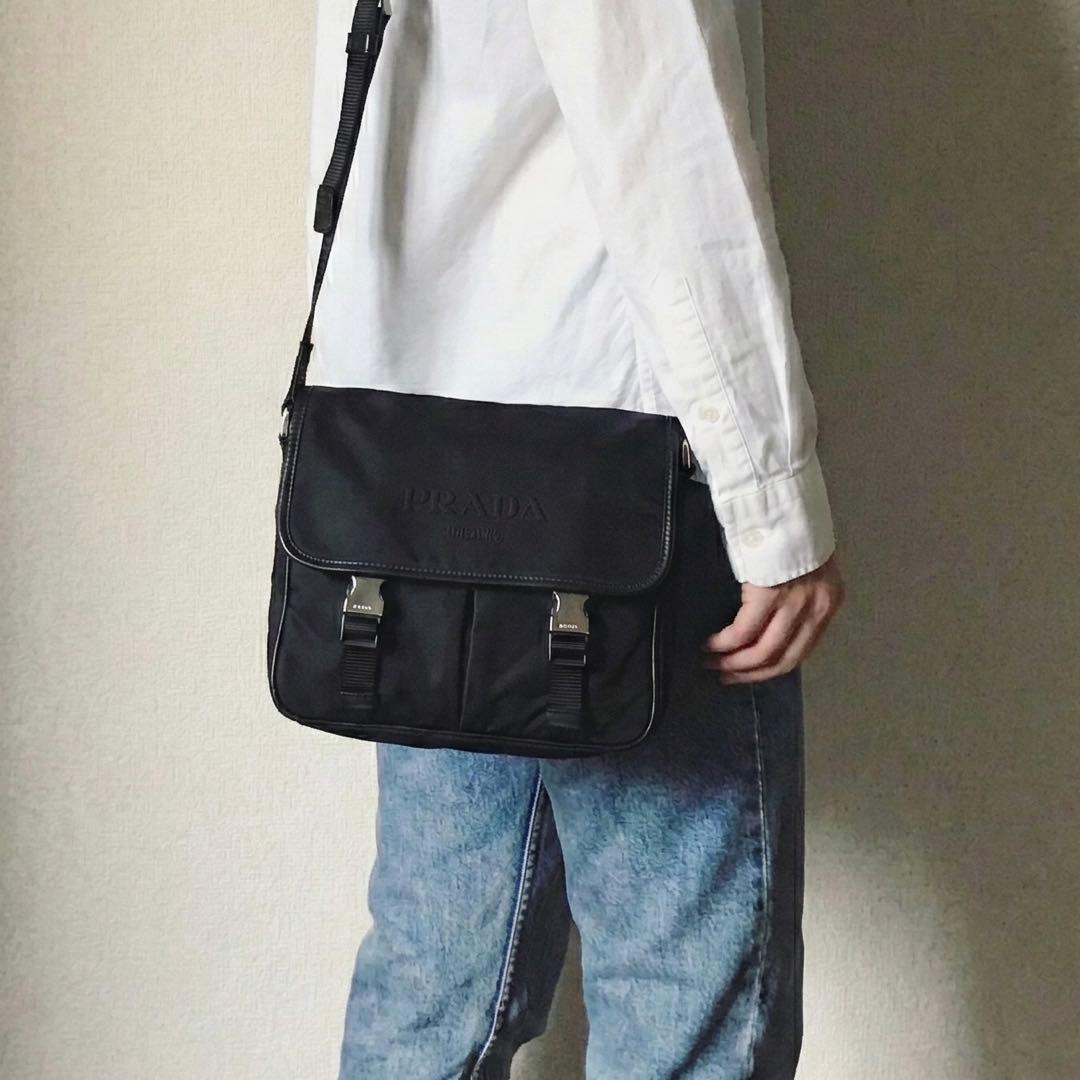 超美品 PRADA プラダ メッセンジャー バッグ ショルダーバッグ 黒 レザー