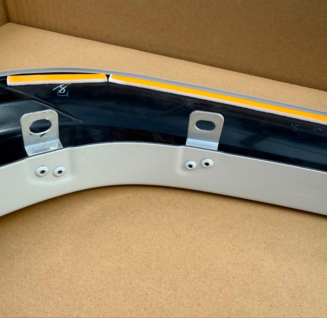 トヨタ　RAV4 ストリートモンスター　オーバーフェンダー　リア側　左右