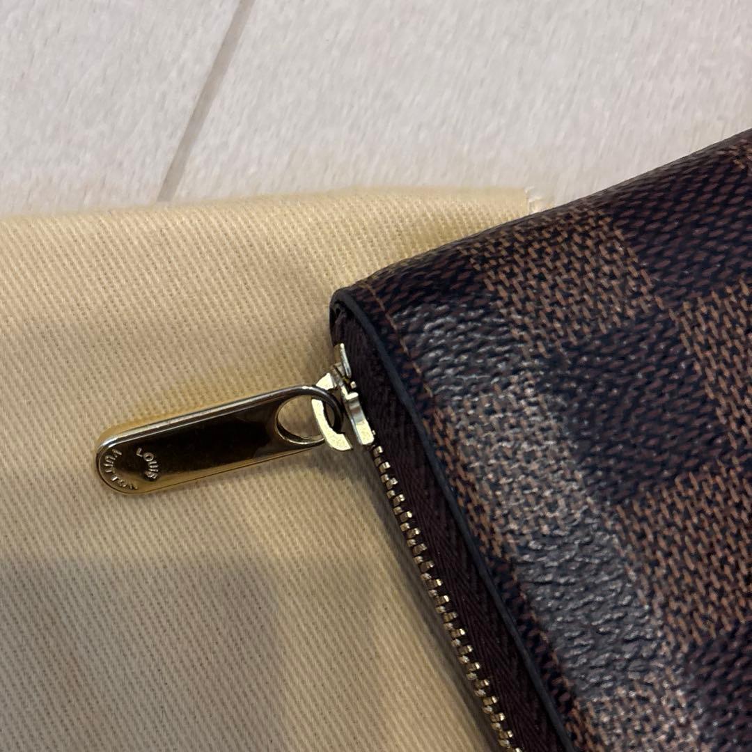 LOUIS VUITTON ダミエ　ジッピーパース