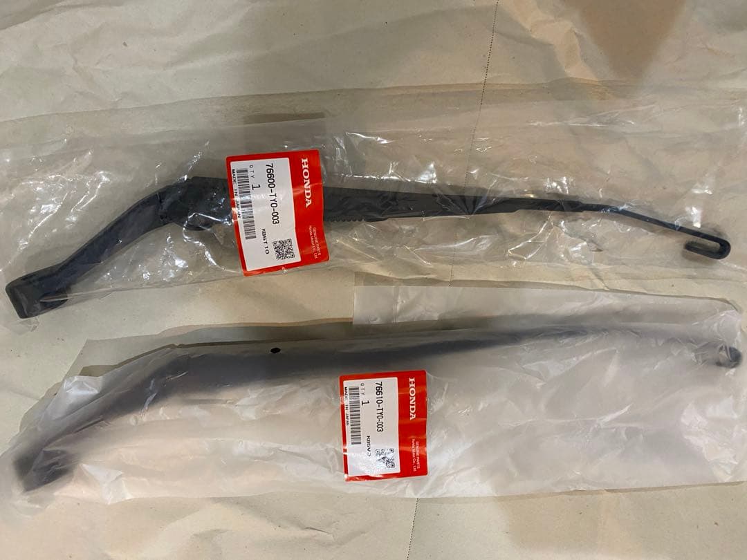 新品　N-BOX カスタム JF1 ウィンドウワイパーアーム　おまけ付き