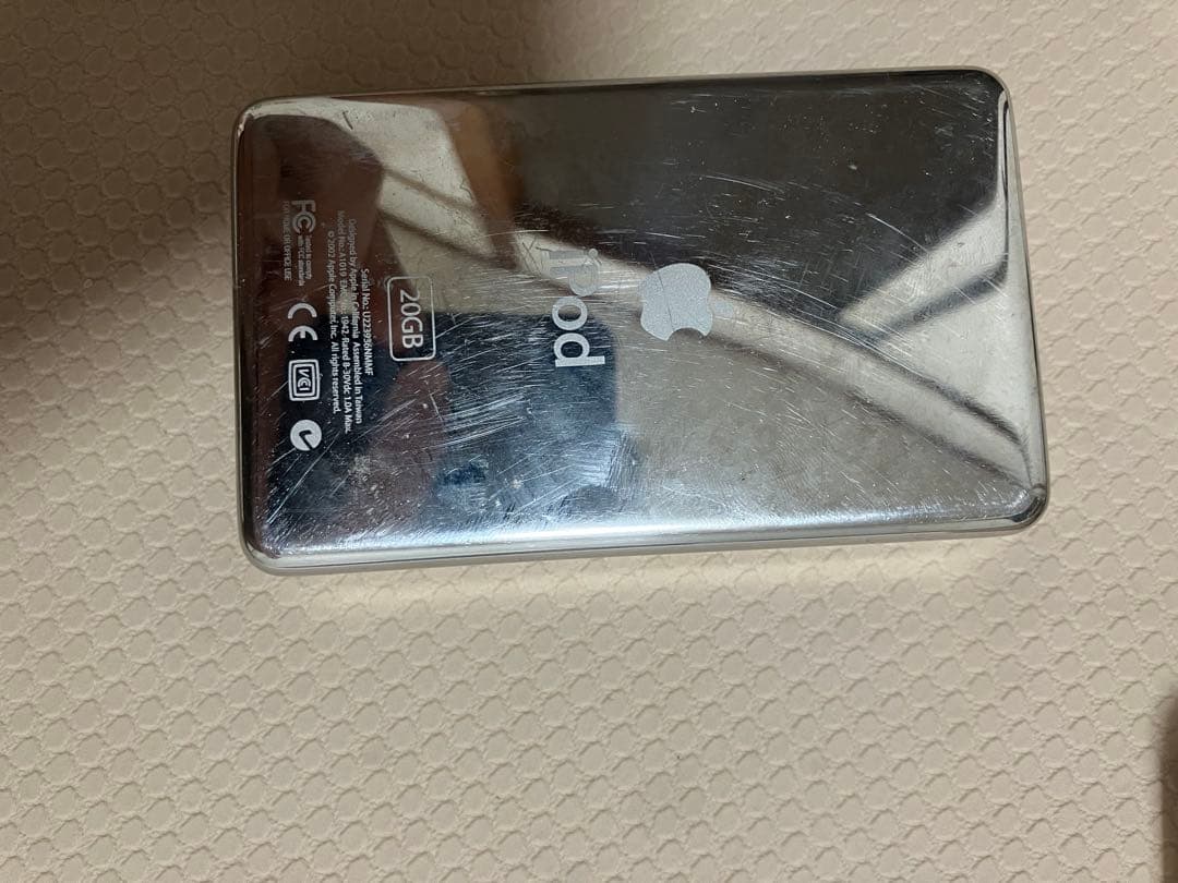 ポータブルプレーヤー ipod A1019