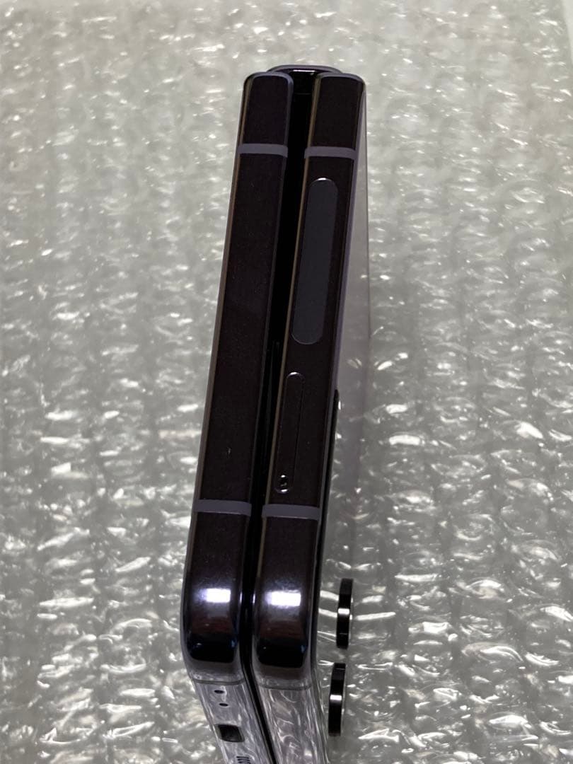 美品 docomo Galaxy Z Flip4 SIMフリー SC-54C⭐️