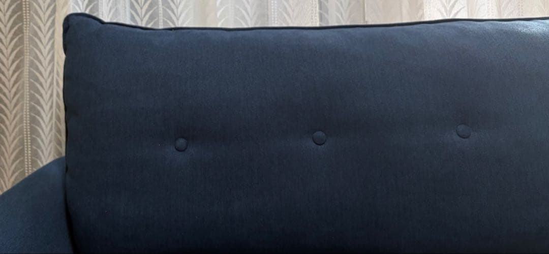 ニトリ2人掛けソファ(ネイビー)