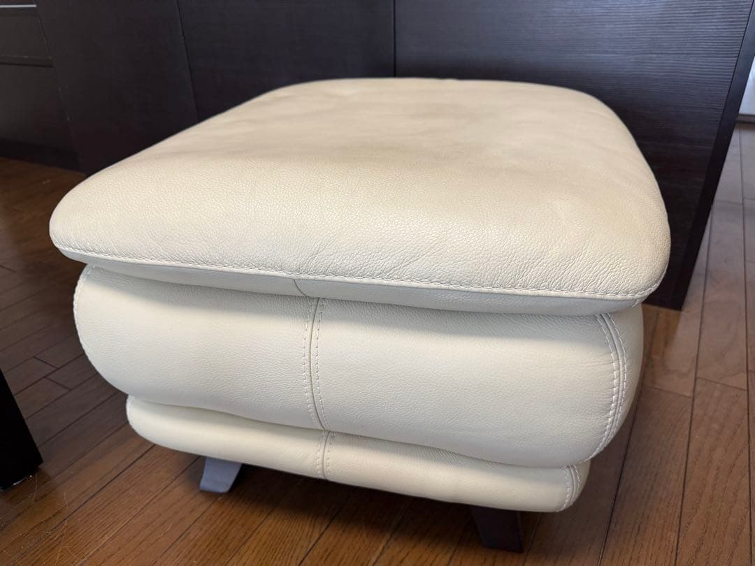 高級 IDC大塚家具 レザー 総革　オットマン
