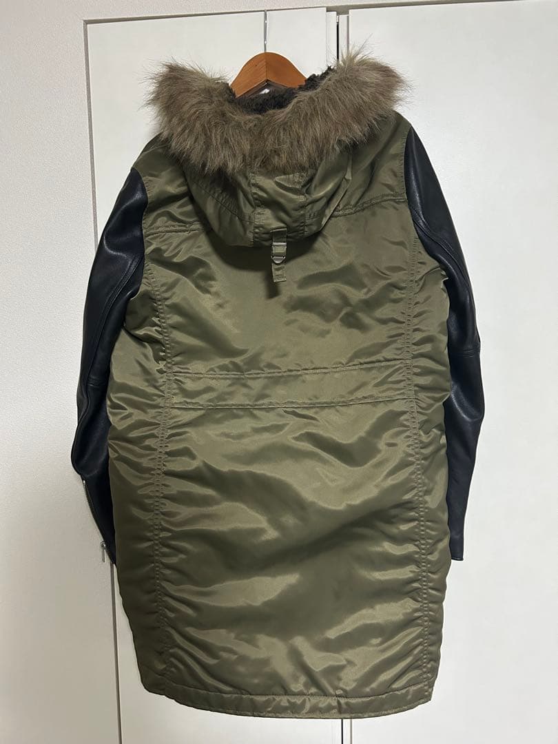 ヒステリックグラマー　ダウン　プリマロフト