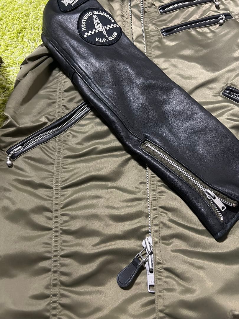 ヒステリックグラマー　ダウン　プリマロフト