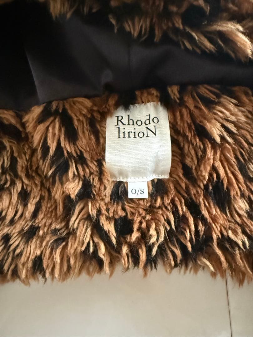 【美品：希少】RhodolirioN ロドリリオン ファー 帽子