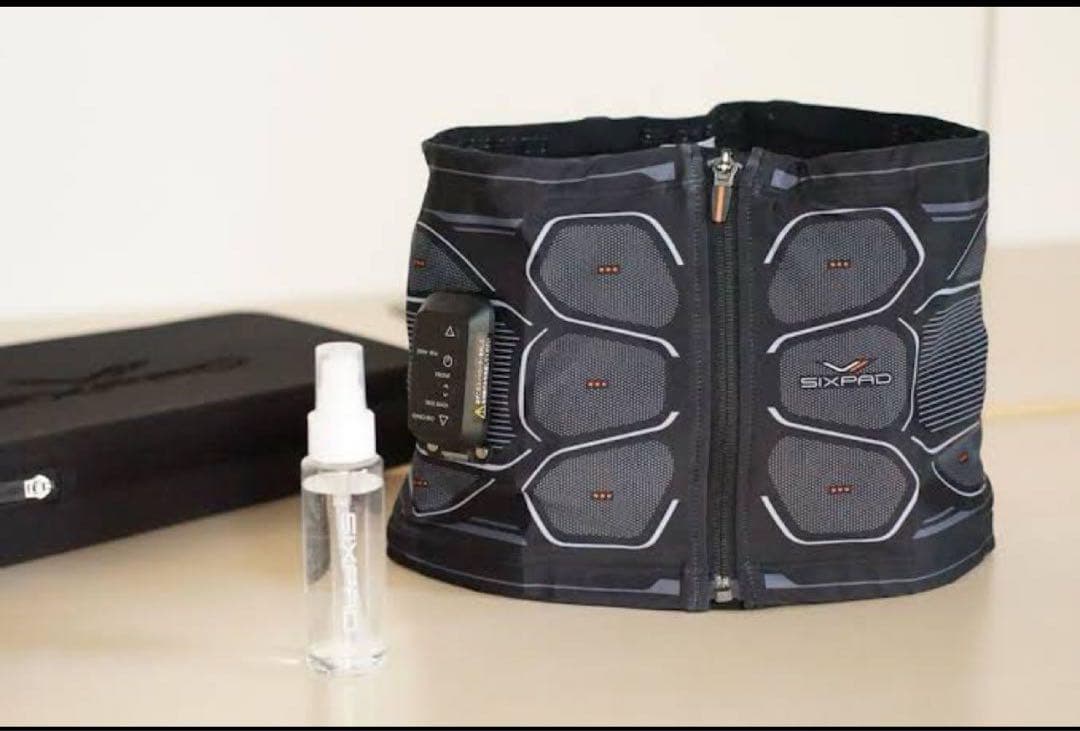 【美品】シリーズ最高傑作　シックスパッド　パワースーツ コアベルト SIXPAD
