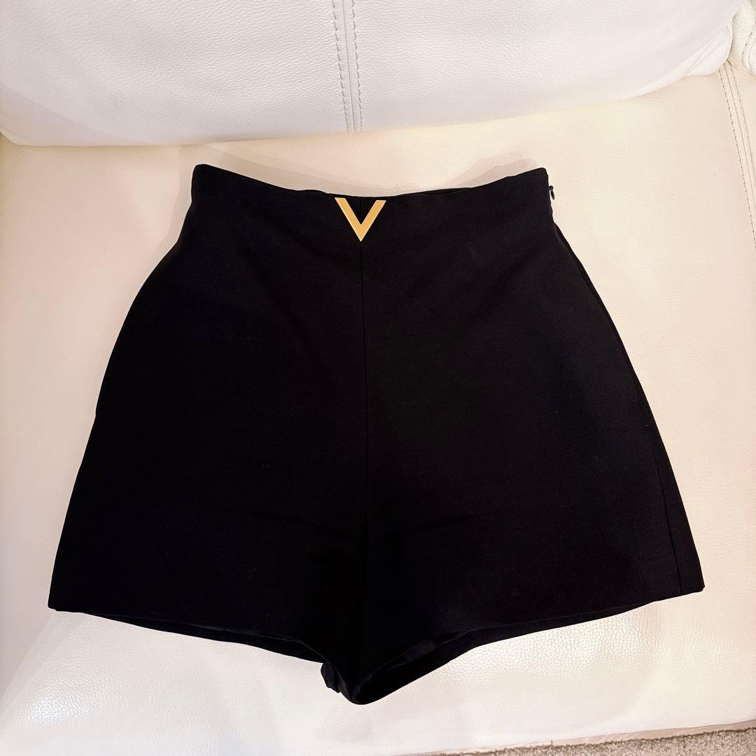 VALENTINO ショートパンツ 36