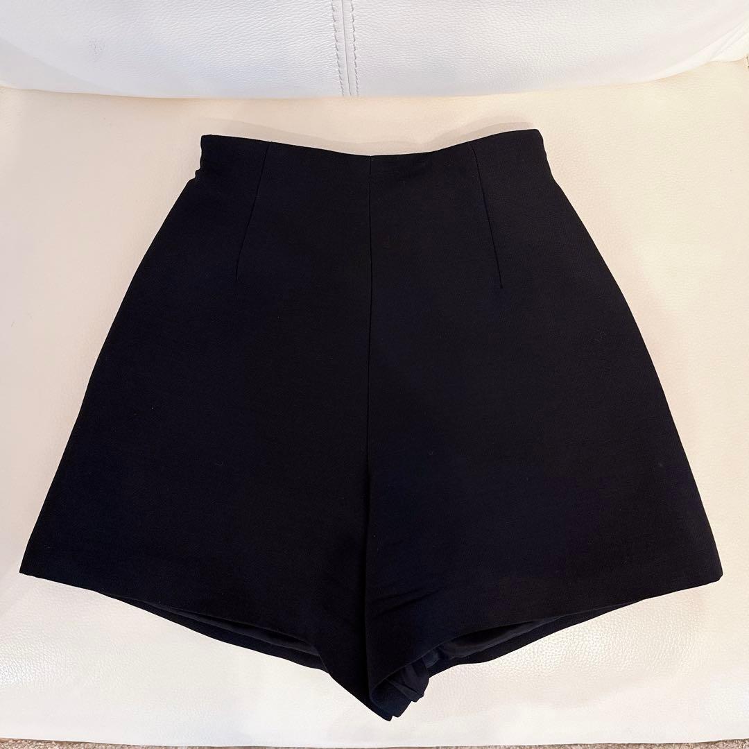 VALENTINO ショートパンツ 36