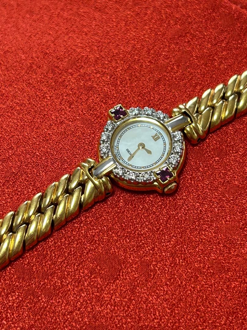SEIKO エクセリーヌダイヤ　ルビー　ゴールド 宝石付き時計