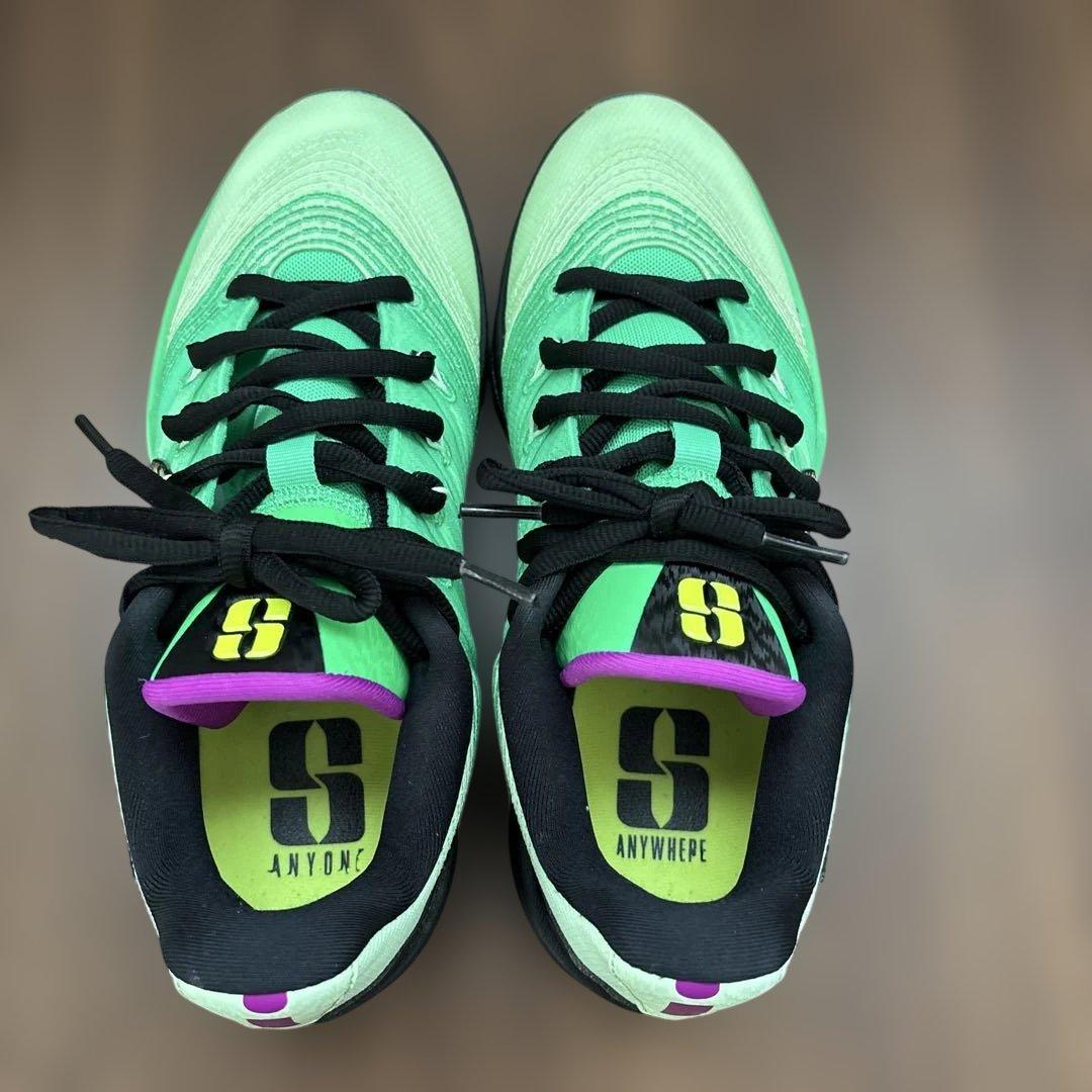 【訳あり】NIKE バスケットシューズ　サブリナ3