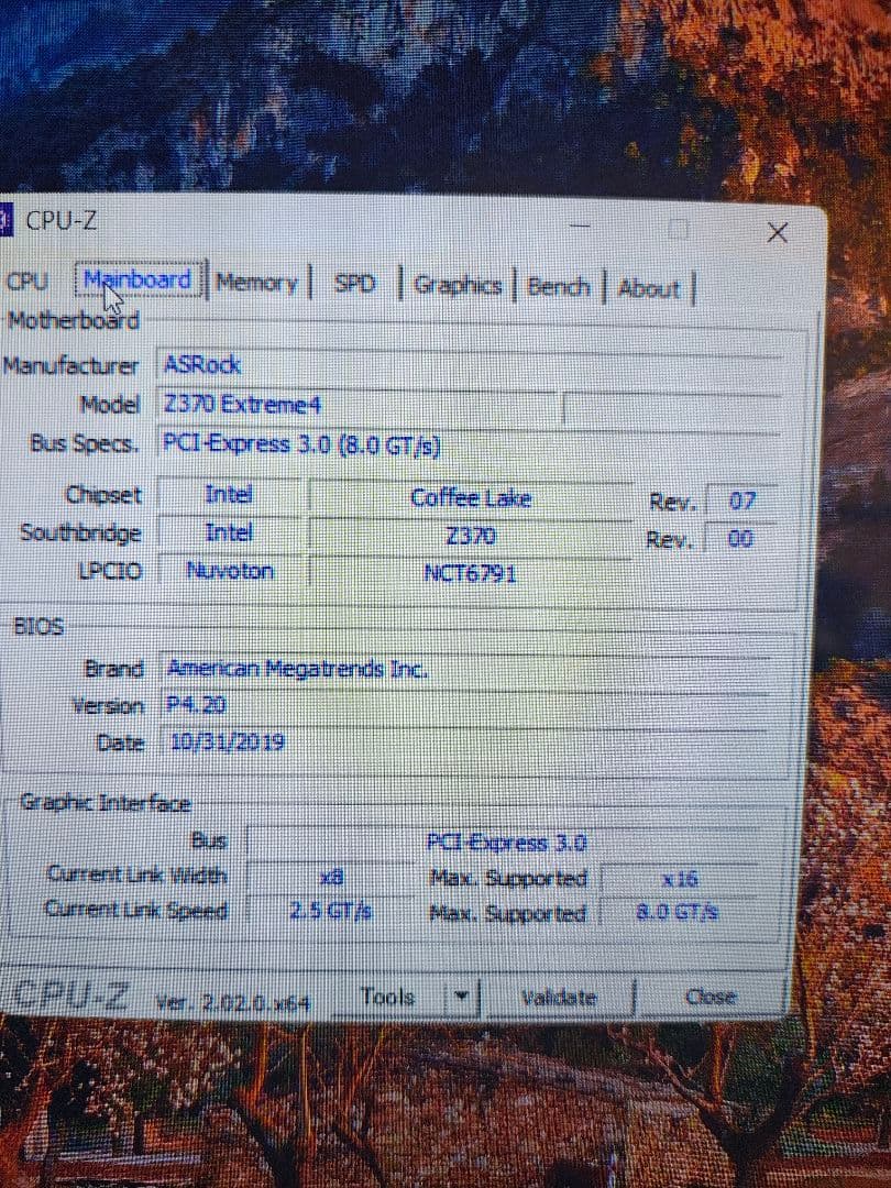 ASROCK Z370 EXTREME 4 とIntel i7-8700Kセット