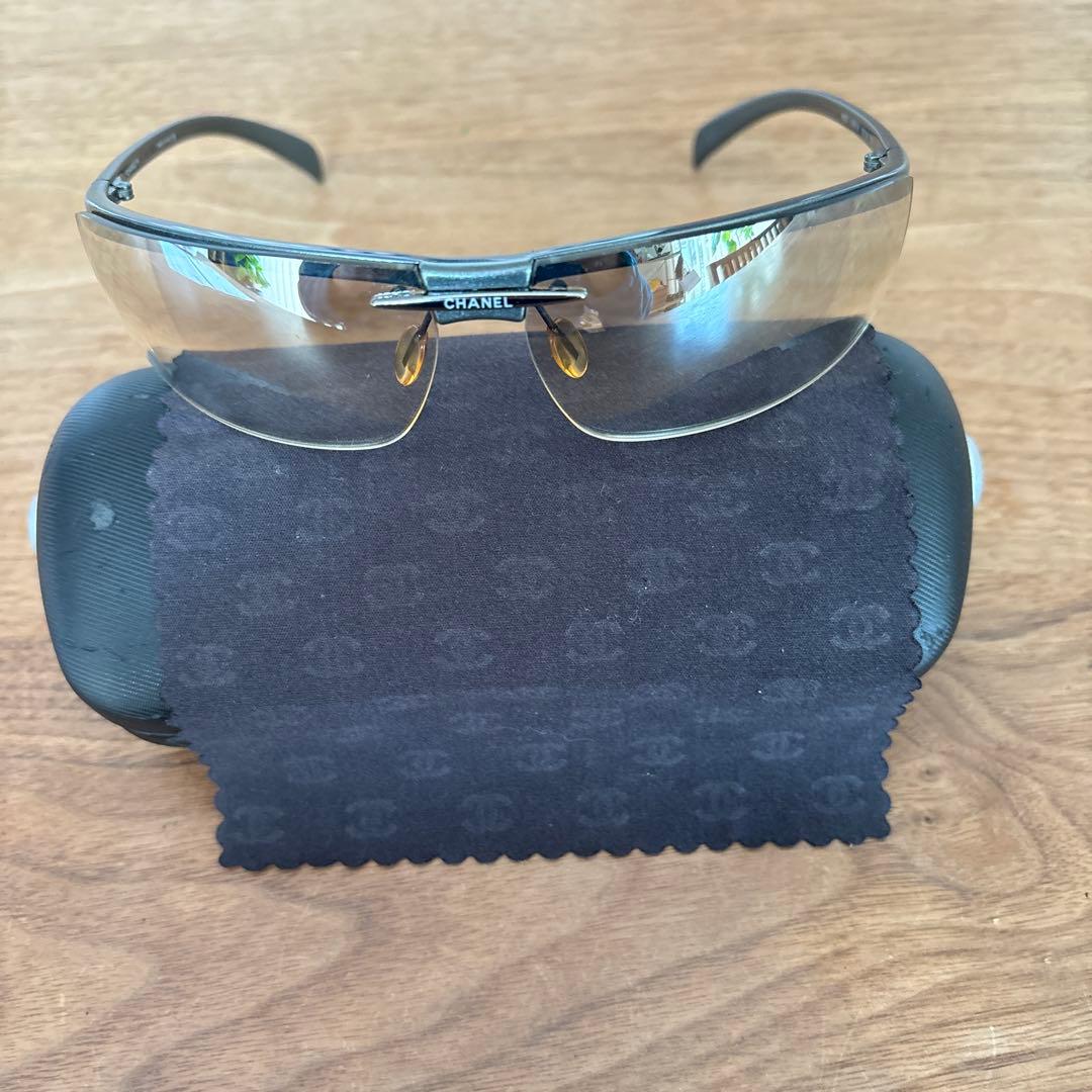 シャネル (CHANEL) のヴィンテージモデル 6003