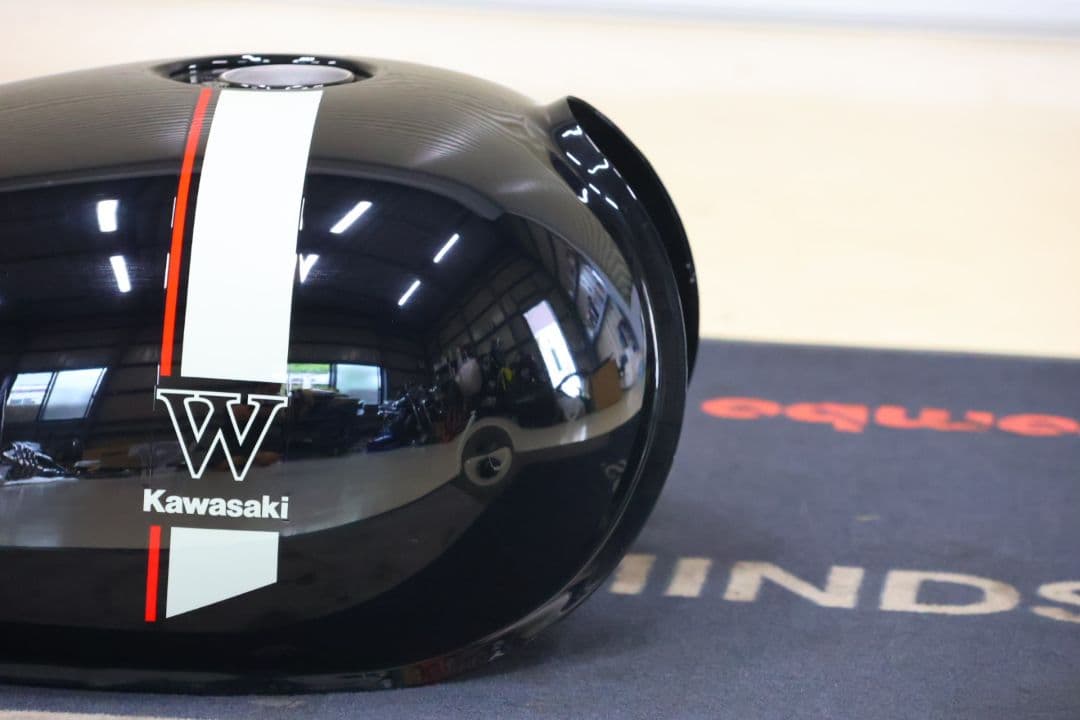 W800ストリート　純正燃料タンク　フューエルタンク