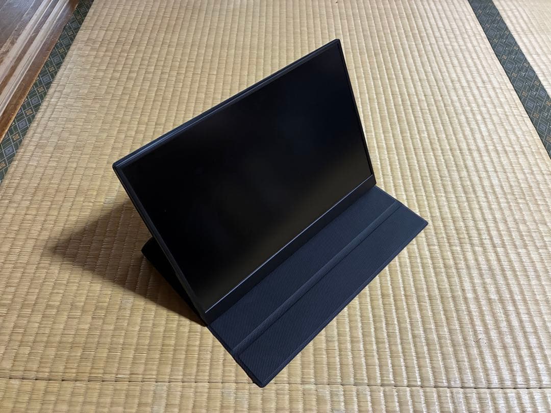 14インチ　モバイルモニター