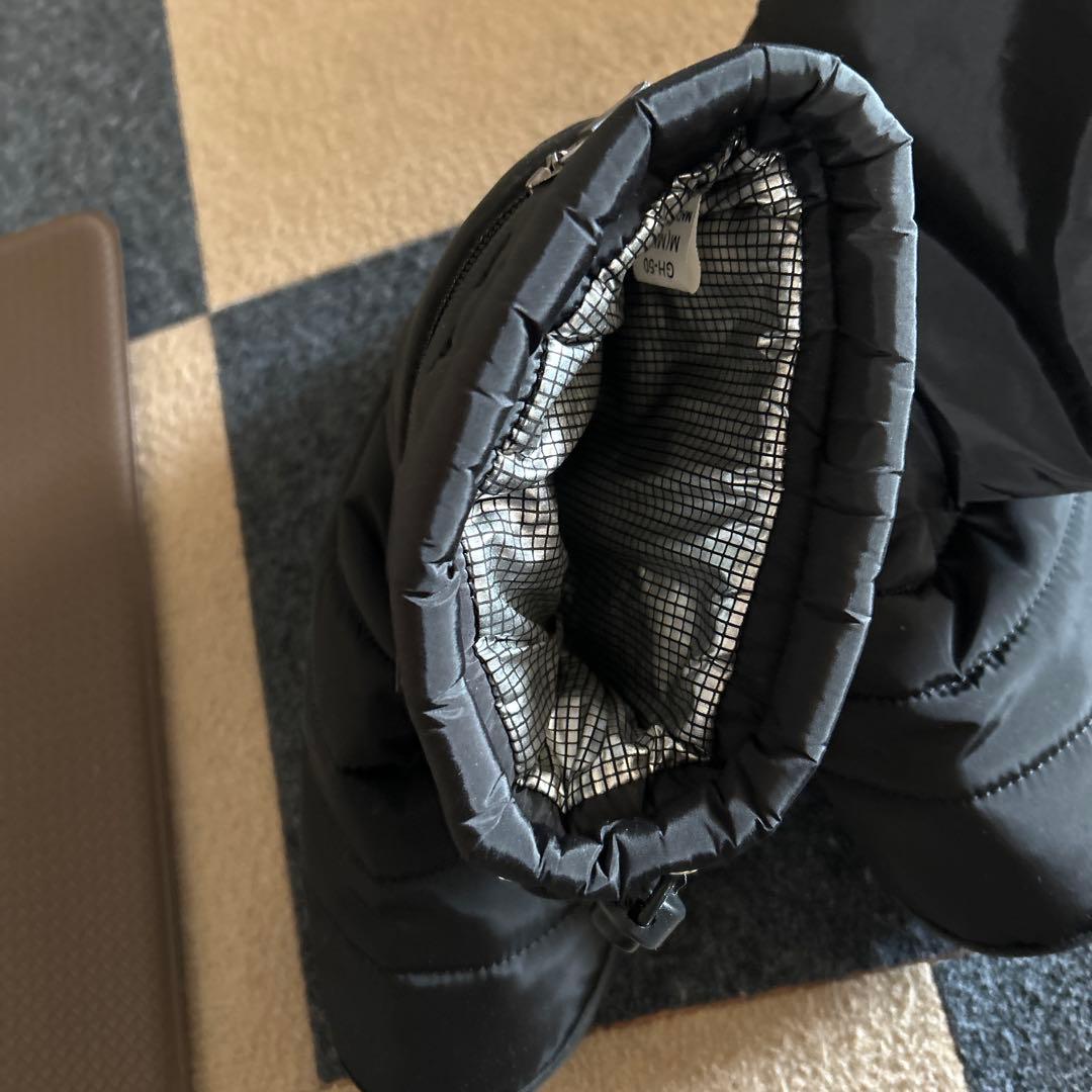 寒さ対策　加熱機能付きブラックナイロンブーツ