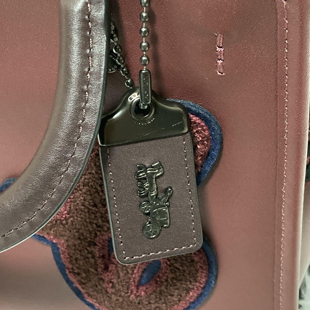 【美品】 COACH コーチ ローグ 25・ヴァーシティ パッチ CG214