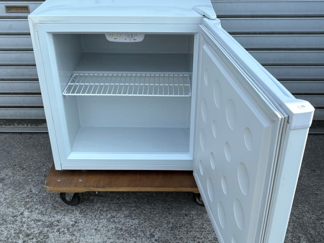 ☆GG209 引取歓迎 山口県下松市より　冷凍庫 ALLFGIA 2022年製