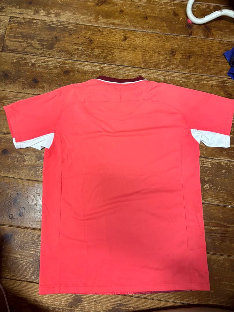 ソフトテニス　バトミントン　半袖ゲームウェア